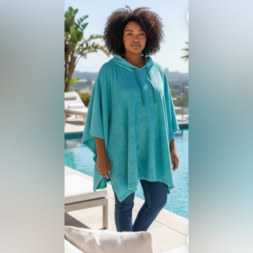 NEW-Secret Treasures
 Super soft, oversized, 
Aqua Hooded 
Beach- Pool -Poncho